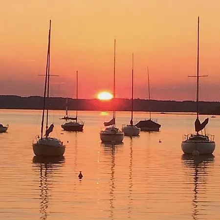 Wunderschoenes Mit Kamin In Riederau By Interhome Nyaraló Dießen am Ammersee
